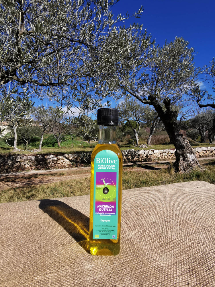 Huile d'olive du moulin Hacienda Queiles (Espagne) Récolte de l'hiver2024-2025. Saveurs fruitées. Assaisonnement.