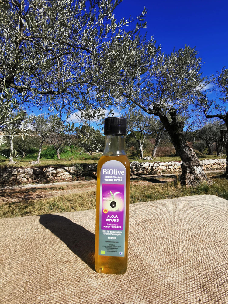 Huile d'olive AOP de Nyons (France). Récolte de l'hiver 2024 -2025 - Saveurs douces - Assaisonnement.